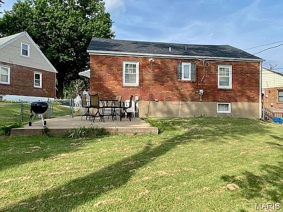2nd image of 9054 McNulty Dr