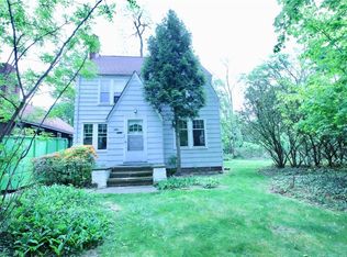 1519 Crest Rd, Cleveland Heights, OH 44121