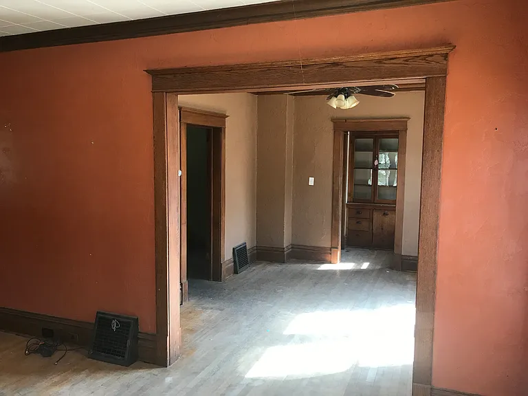 834 Franklin St — Photo 8