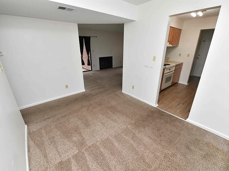 5734 N Autumn Ridge Ct #B — Photo 10