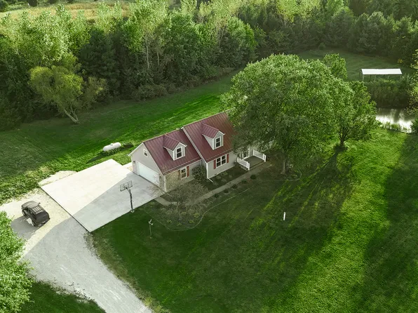 15598 E 3500n Rd, Momence, IL 60954