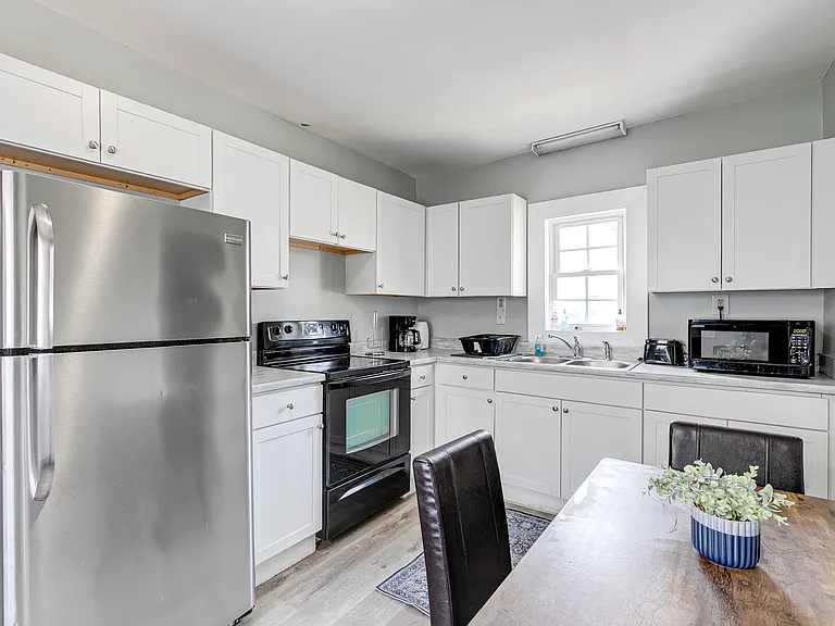 609 N Carolina Ave — Photo 14