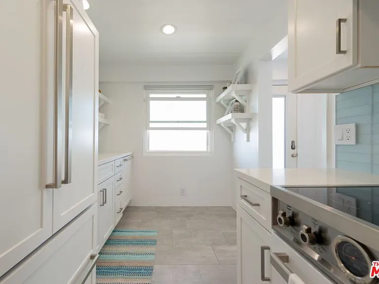 24942 Malibu Rd — Photo 30