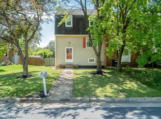 1063 Meadowlark Dr, Harrisonburg, VA 22802