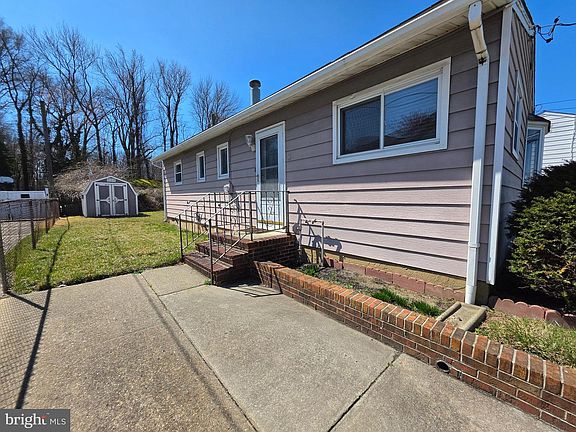 4th image of 145 Gantt Ave
