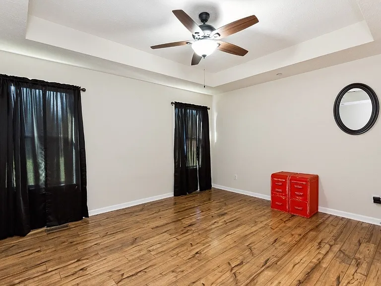 1419 Leaf Ln — Photo 21