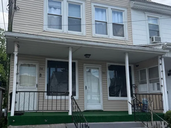 54 Broad St, Beaver Meadows, PA 18216