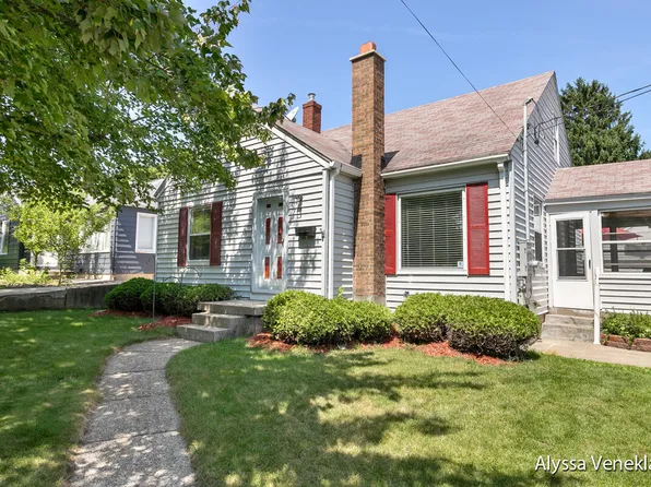 1347 Myrtle St NW, Grand Rapids, MI 49504