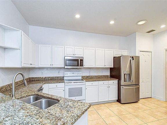 5th image of 6026 SANDHILL RIDGE DRIVE