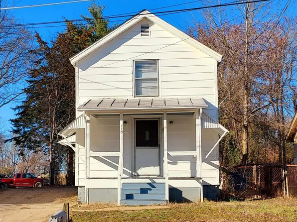 710 Prince Williams St, Reidsville, NC 27320