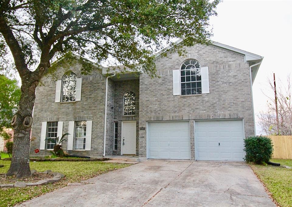 1st image of 1926 N Thunderwood Cir