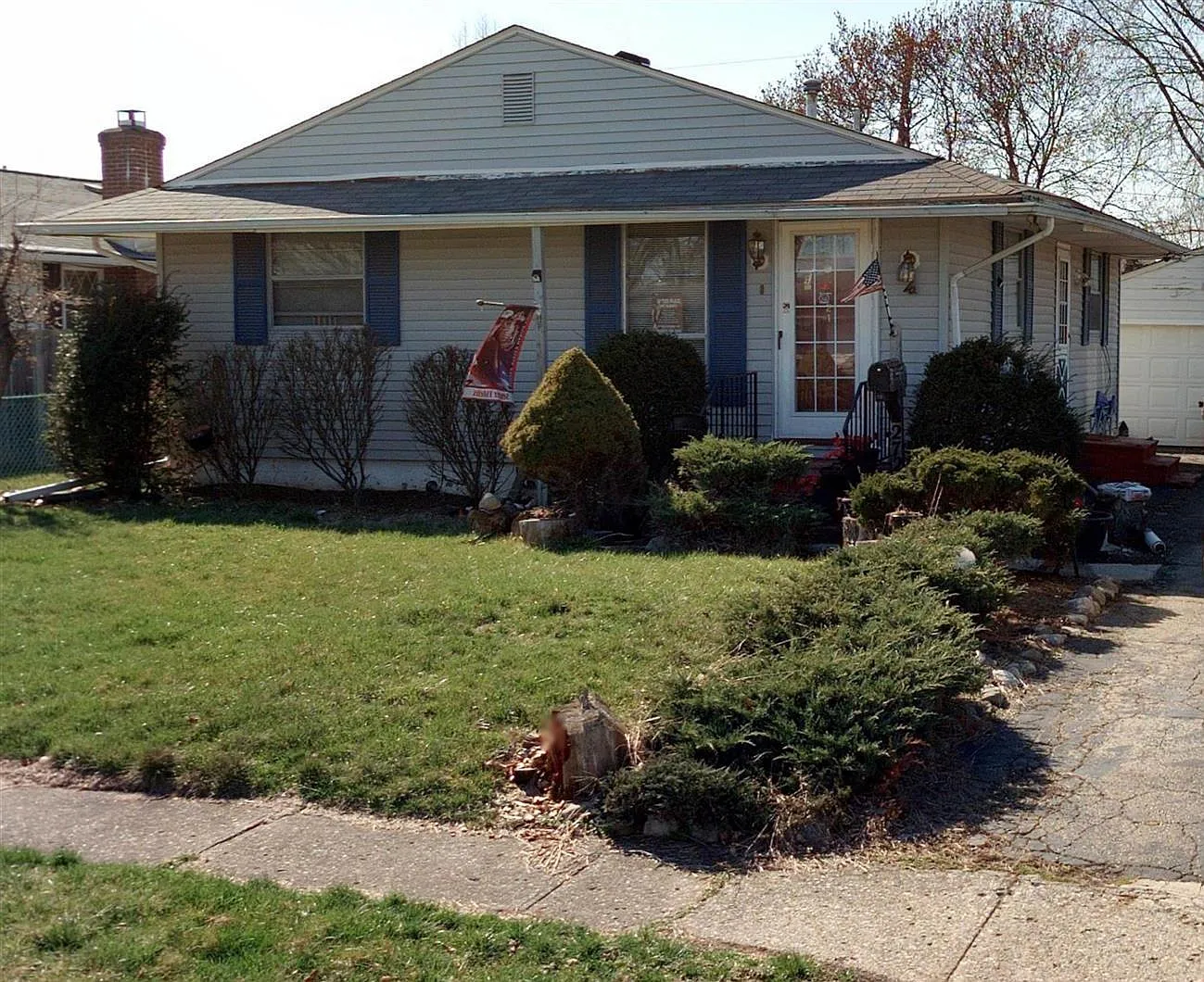 2721 Eastman Ave photo 1