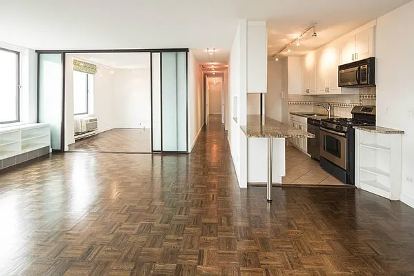 Rented by Town Residential | media 1