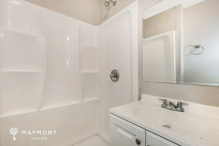 58 Marshall Ln — Photo 12