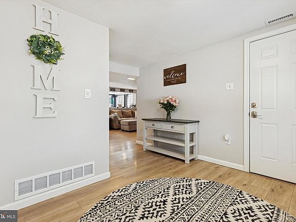 5th image of 27 Lindley Rd