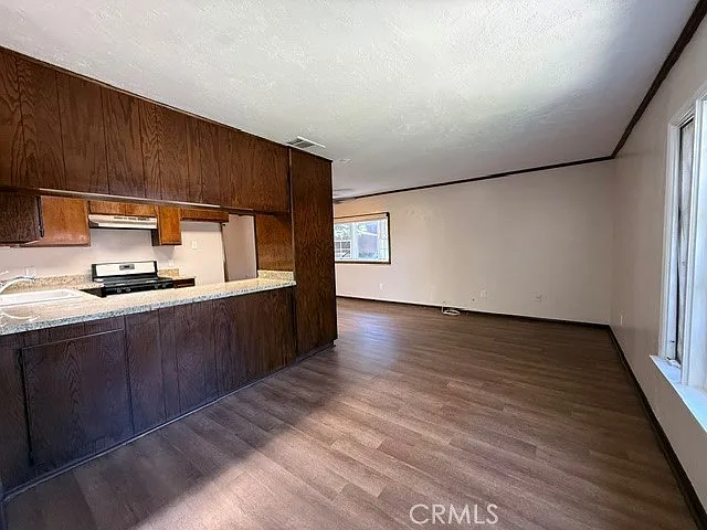 880 S Sherman Ave #4 — Photo 12