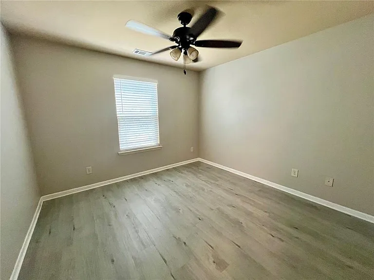 302 Alcovy Way — Photo 14