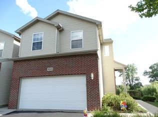 16531 Willow Walk Dr, Lockport, IL 60441