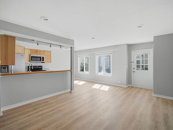 2nd image of 1180 Cove Dr #152B