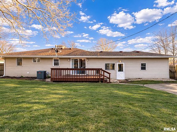 2nd image of 2107 W Cimarron Dr