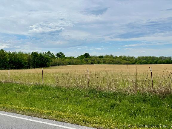 3rd image of 2 N 4030th Rd