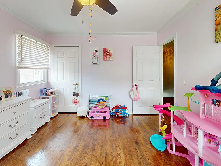 502 Winchester Ave — Photo 15