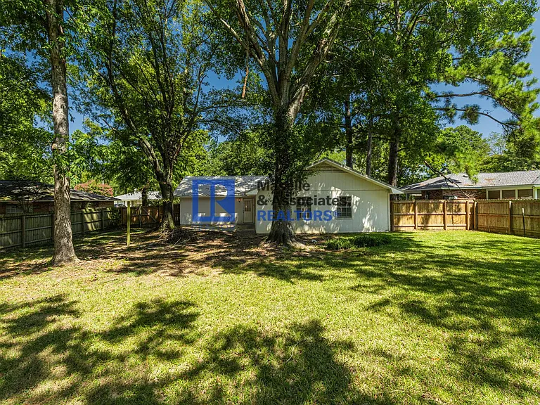 239 Traceland Dr — Photo 36