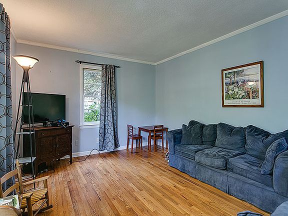 5th image of 2426 Orangewood Dr