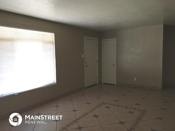 4th image of 4408 N 57th Ave