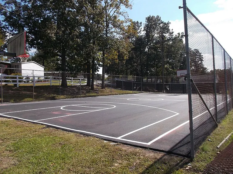 Woodlake (NC) — Photo 37