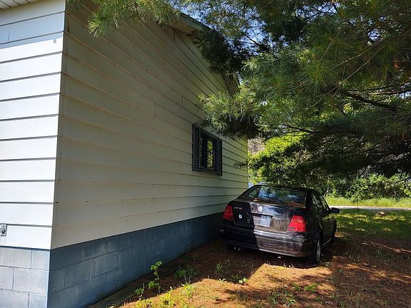 3rd image of 5441 Gardner St #&-10