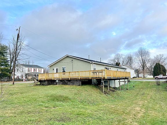 2nd image of 175 Hamilton St