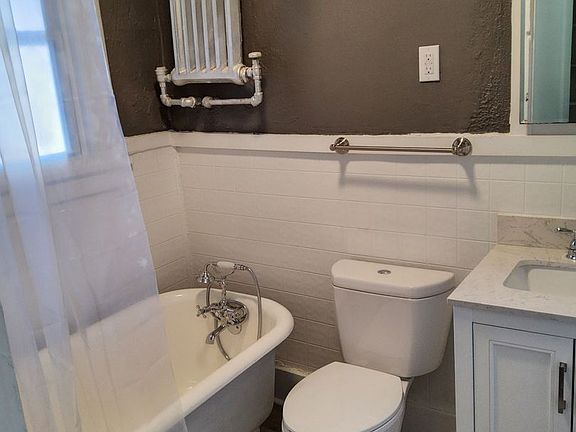 2nd image of 1500 W 117th St APT 15