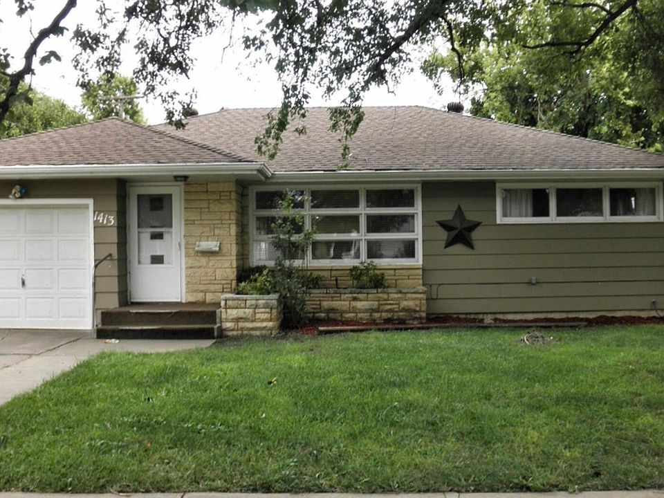 1st image of 1413 Lewis St