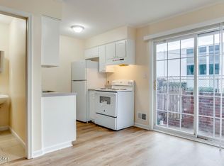 1924 Goldsmith Ln UNIT 38, Louisville, KY 40218