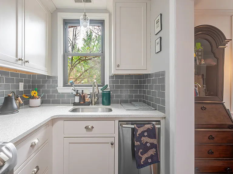 1661 Park Rd NW #105 — Photo 11