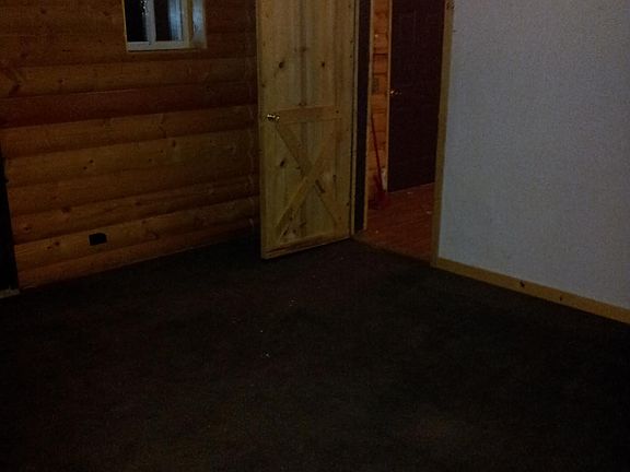 2nd living "game room"