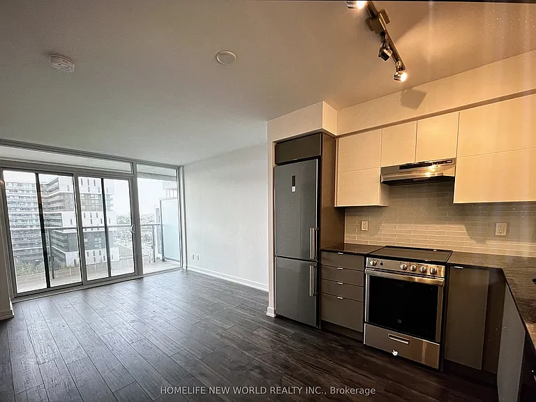120 Varna Dr #1019 — Photo 4