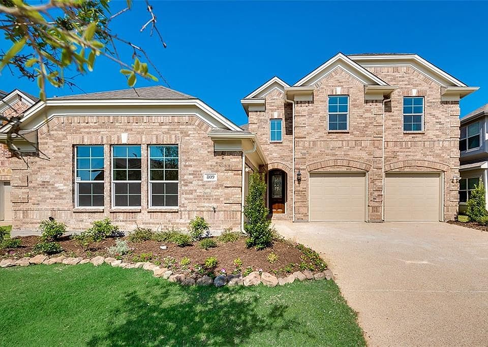 1st image of 809 Windy Hill Dr