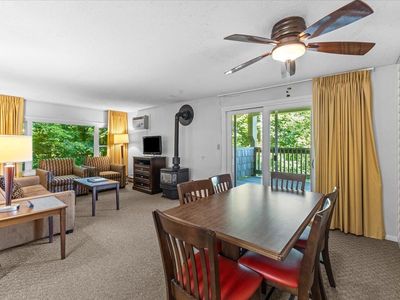 220 Mountainside Drive #E302, Stowe, VT, 05672