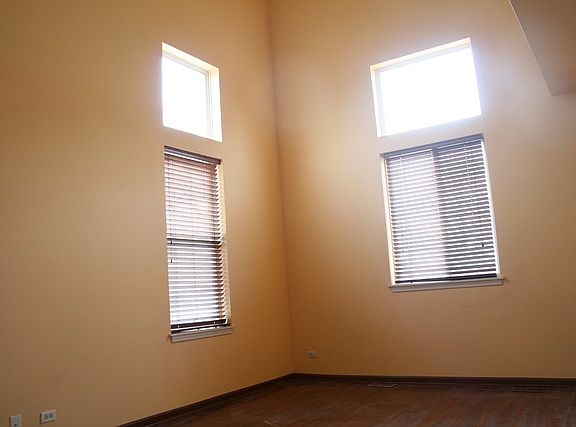 4th image of 1135 Estes Ct #1135
