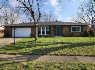 313 Highland Dr, Englewood, OH 45322