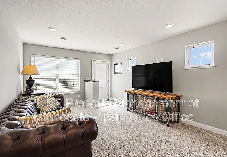 10502 Weston Way N — Photo 28