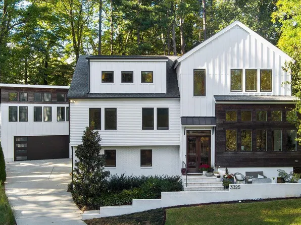 3325 Boulder Ct, Raleigh, NC 27607