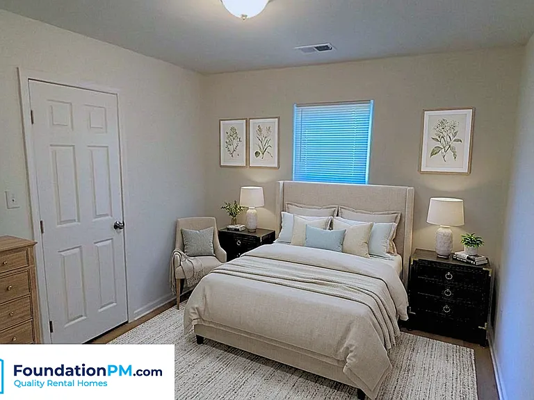 5 E Byfield Dr — Photo 10