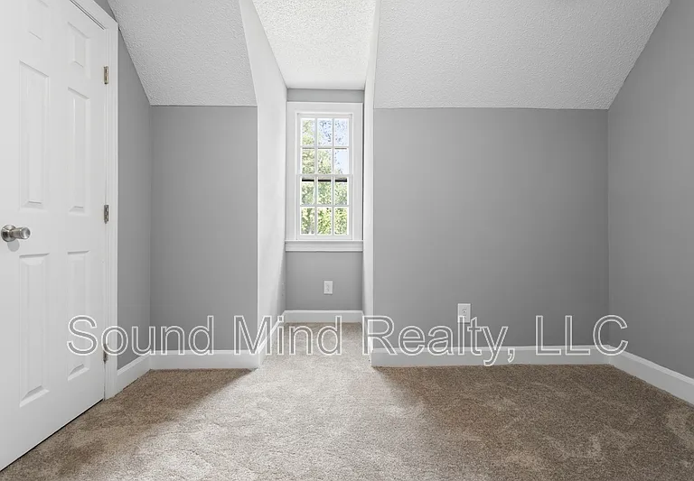 4124 Carybrook Rd — Photo 33
