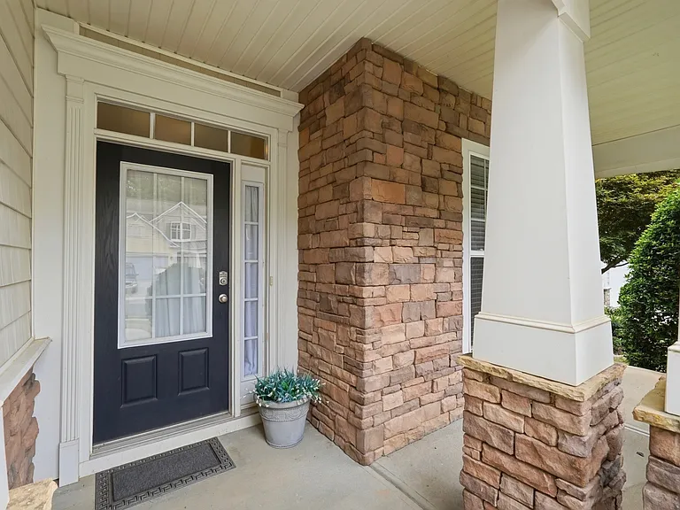 2147 Ashley River Rd — Photo 3