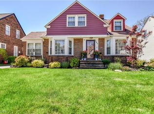 864 Medford Rd, Cleveland Heights, OH 44121