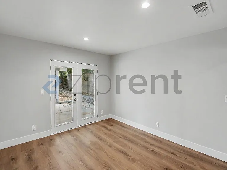 14139 Gault St — Photo 12