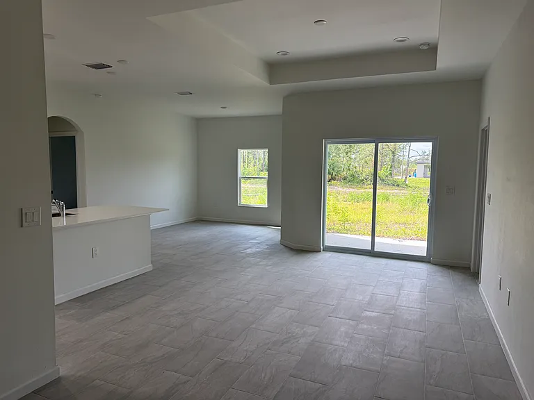 2809 Darlene Pl — Photo 3